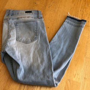Kut from the kloth distressed, lite, skinny jeans